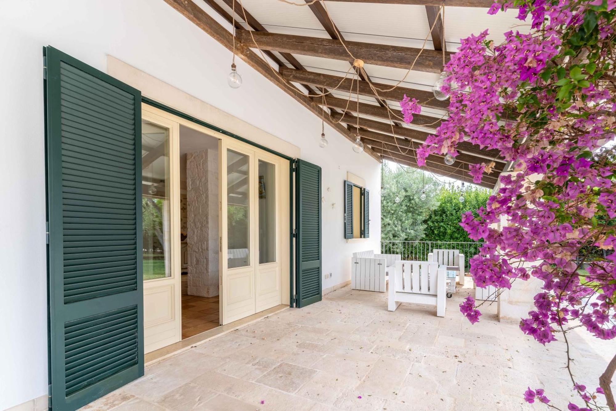 Villa Poggio With Pool - Exclusive Retreat Noicattaro